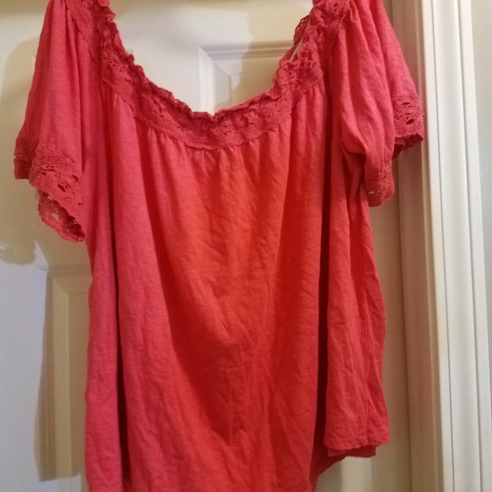 Pink Top - Picture 2 of 2